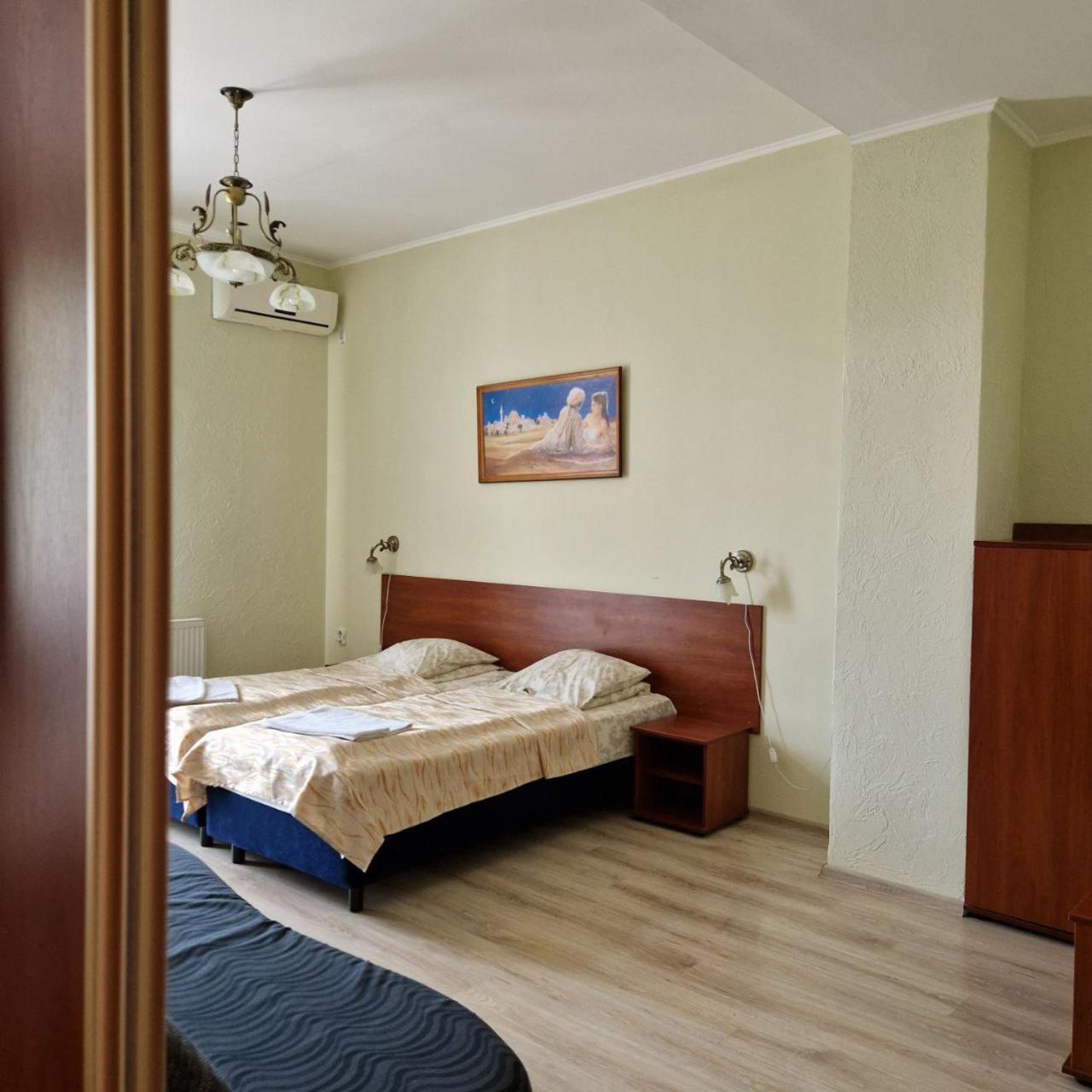 Hotel Helikon Yanoshi Zewnętrze zdjęcie